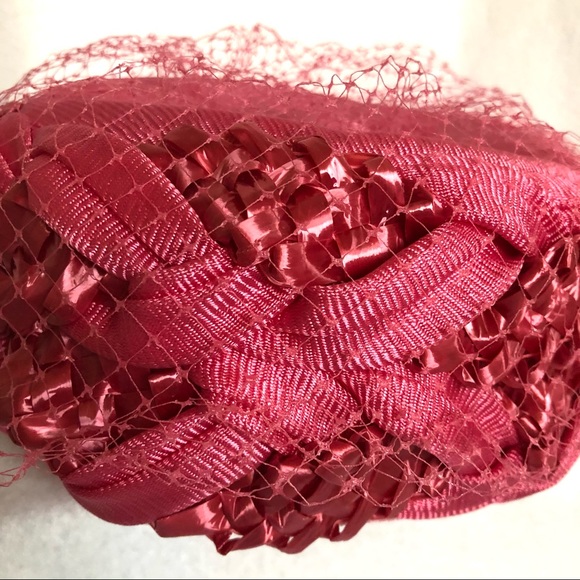 Vintage 1960’s Berne Fabric and Straw Pillbox Hat main image 10